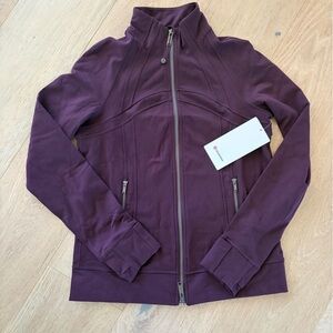 NWT Lululemon Define track jacket full zip size 6